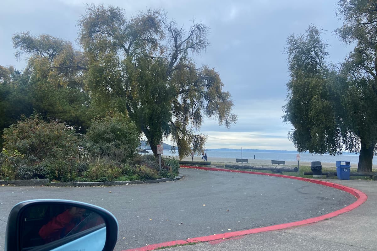 The roundabout where buses can drop off students is located just past the park entrance. Buses are not allowed into the main parking lot.